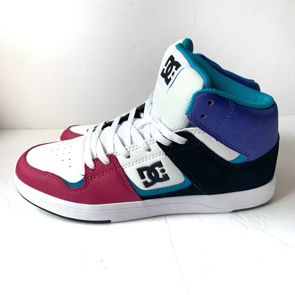 WOMEN'S DC CURE HIGH-TOP SHOES Size 9 - Picture 1 of 12